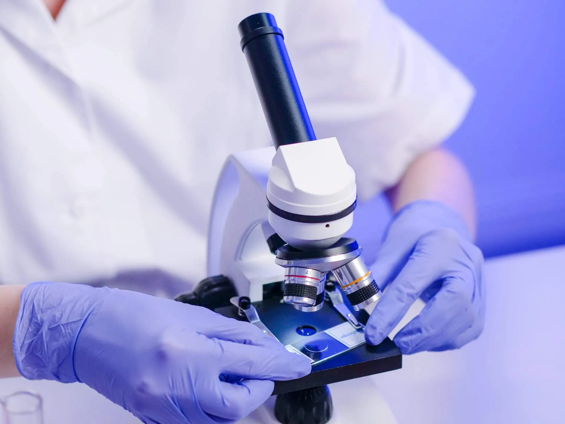Serviços de laboratório de saúde